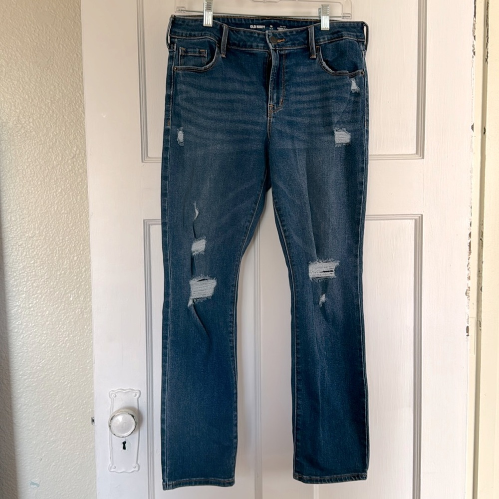 Old Navy - Mid-Rise Power Slim Straight distressed Jeans - size 10 Short